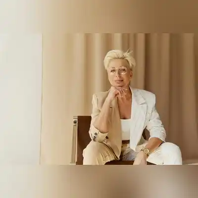 邱洁
